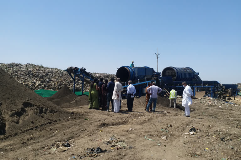 Sonipat City Council Chairperson Rajni Virmani inaugurates the biological treatment plant of the dumping station