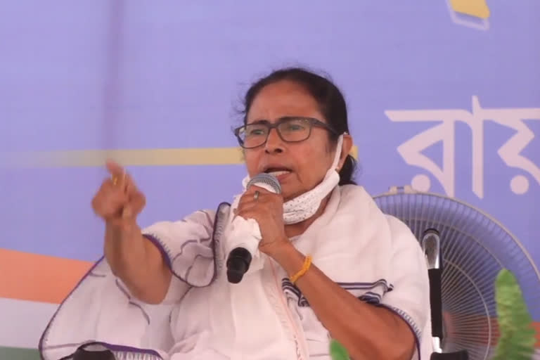 bengal election 2021_Trinamool supremo Mamata Banerjee warns BJP to vacate the field on April 6