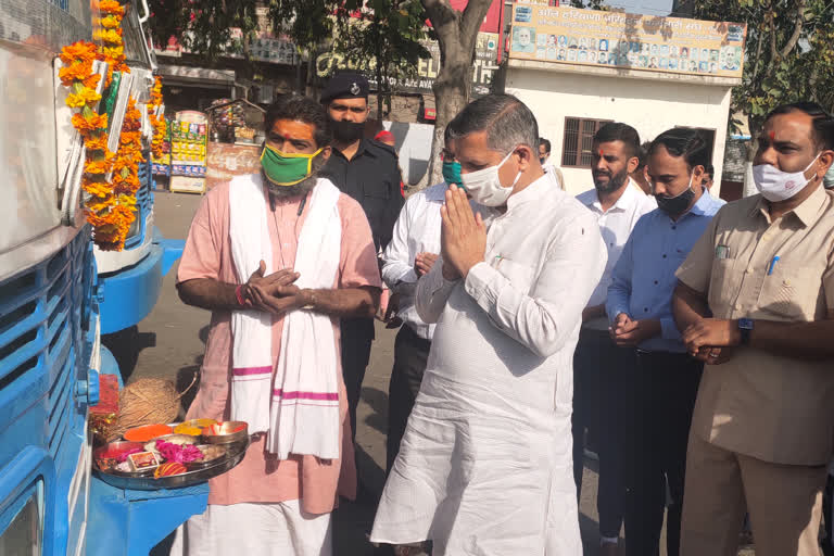 kanwarpal gujjar inaugurated direct bus service yamunanagar