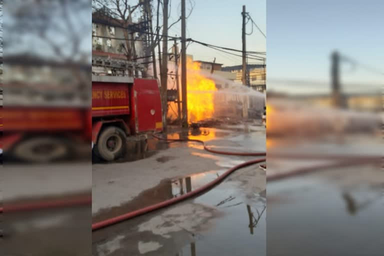 fire broke out in pnp pipeline in faridabad