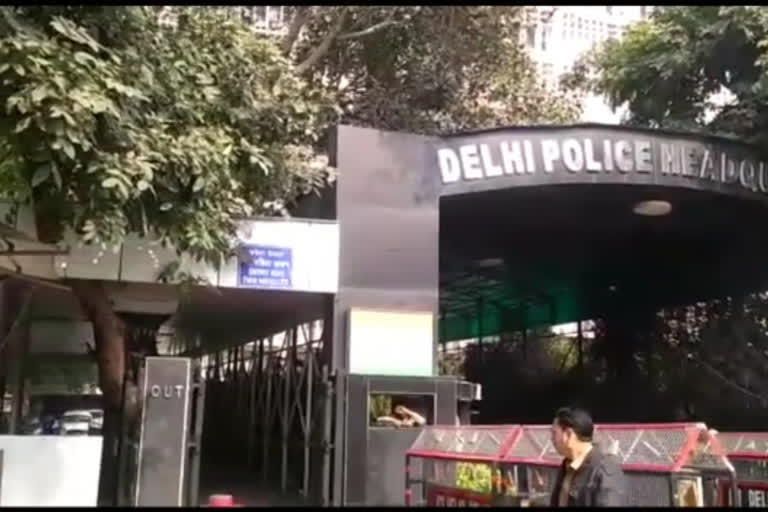 delhi-police-cut-1730-invoices-for-not-wearing-masks