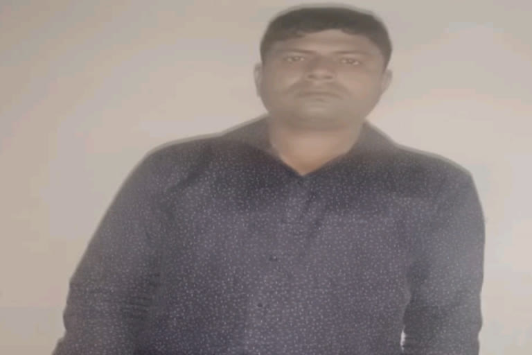 mandawali police arrest