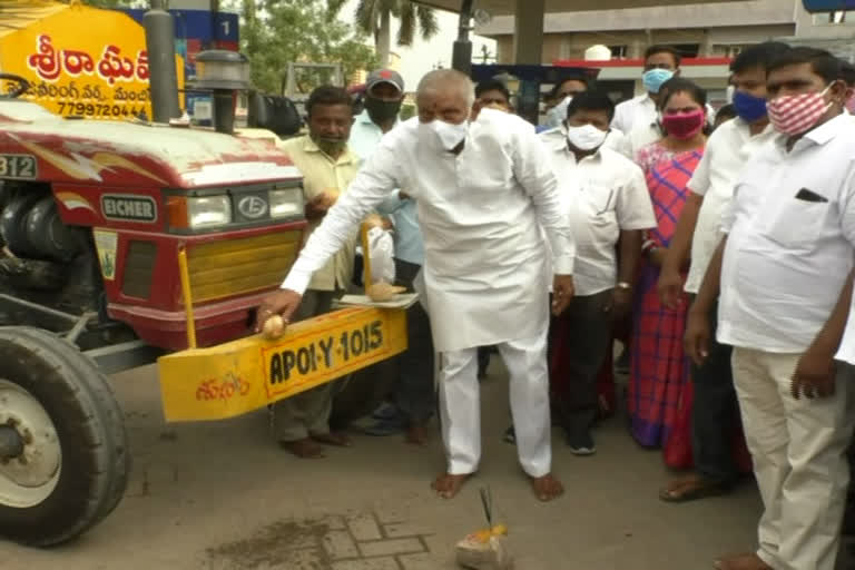 five water tankers inaugurated by mancherial mla diwakar rao