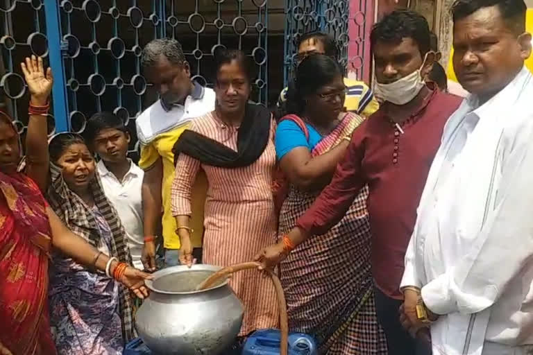 potka mla provide water tanker in jamshedpur