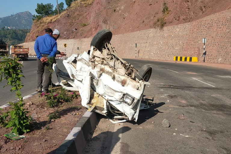 van accident in Dharampur-Gadkhal Road