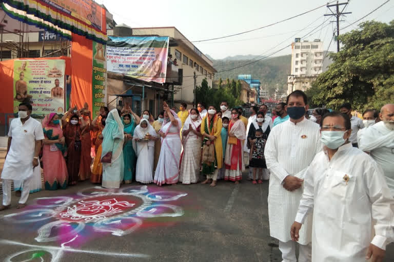 muni praman sagar preaching in giridih