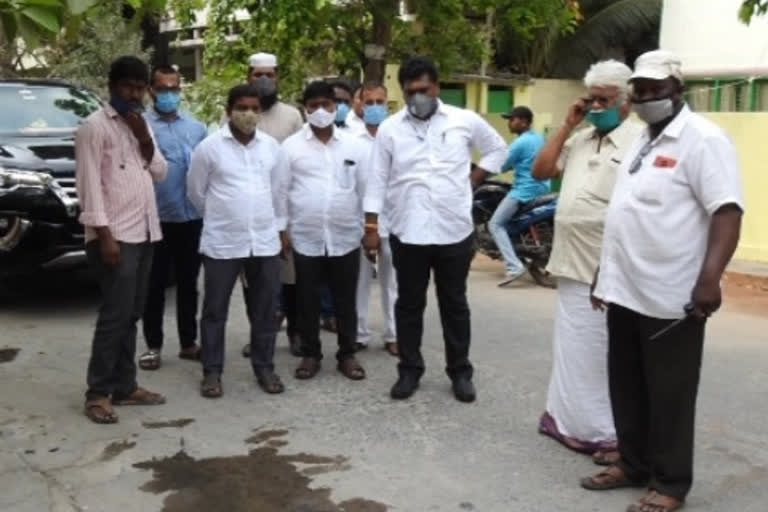 guntur mayor manoharnaidu inspected to drainage works