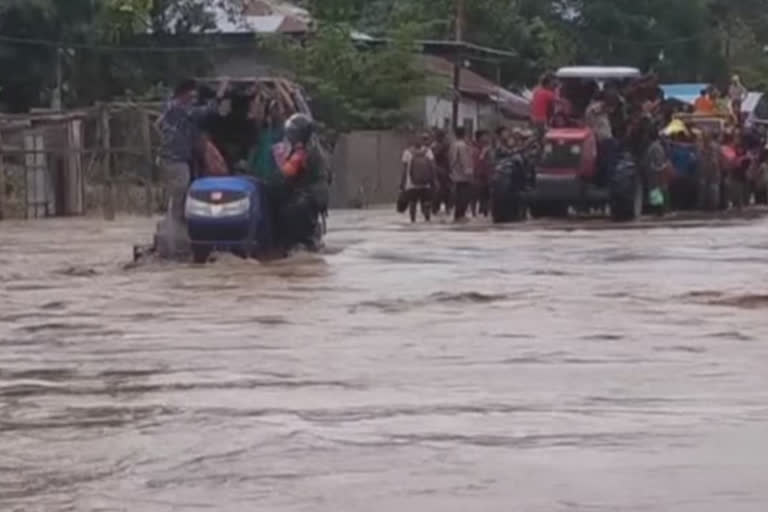 Landslides, floods kill over 100 in Indonesia