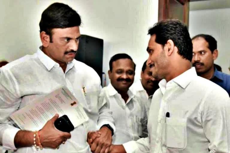 mp raghurama krishna raju, cbi court, cm jagan