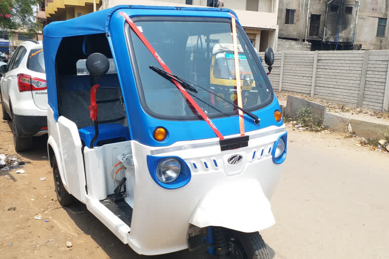 Electric auto increased in Bellary slightly