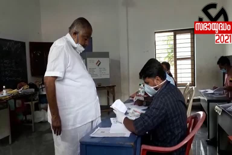 Aryadan Muhammad  യുഡിഎഫ് തരംഗം  ആര്യാടന്‍ മുഹമ്മദ്  നിയമസഭാ തെരഞ്ഞെടുപ്പ് 2021  നിലമ്പൂര്‍ മണ്ഡലം