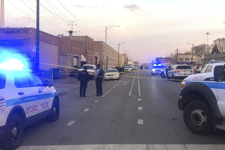 3-year-old boy, 7 adults wounded in latest Chicago shootings