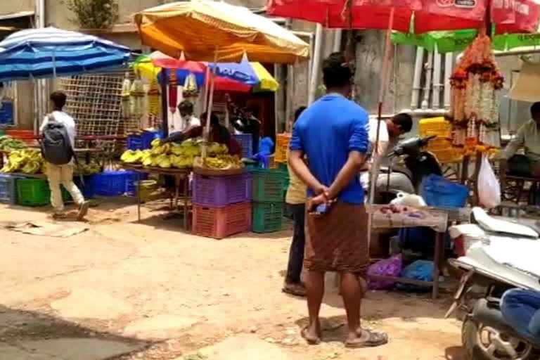 Hubli's Janata Bazaar Market traders problem