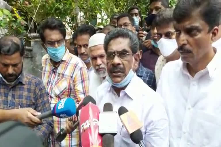 mullappally ramachandran  chief minister pinarayi vijayan  mullappally ramachandran against chief minister pinarayi vijayan  കെപിസിസി പ്രസിഡന്‍റ് മുല്ലപ്പള്ളി രാമചന്ദ്രൻ  യൂത്ത് ലീഗ് പ്രവർത്തകൻ മൻസൂര്‍