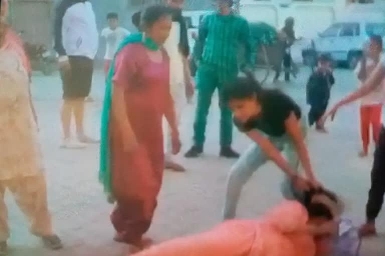 yamunanagar sister in law beat woman