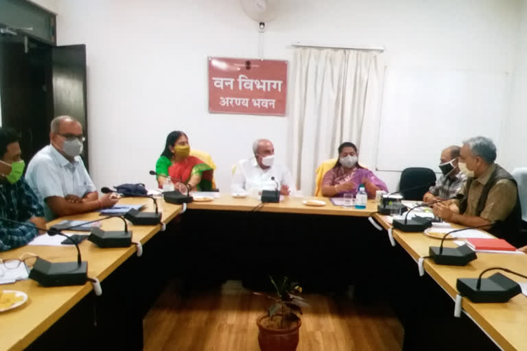 वन मंत्री सुखराम बिश्नोई , Forest Department officials meeting