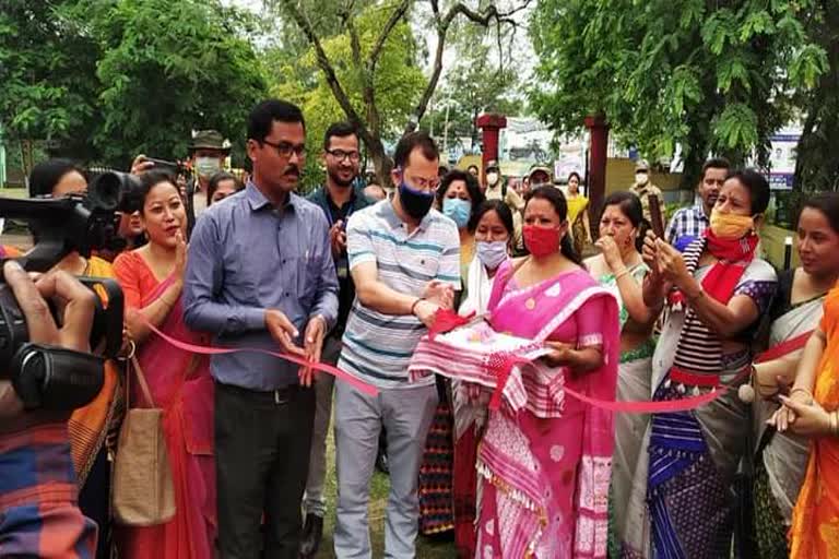 dc-inaugurate-self-help-group-mela