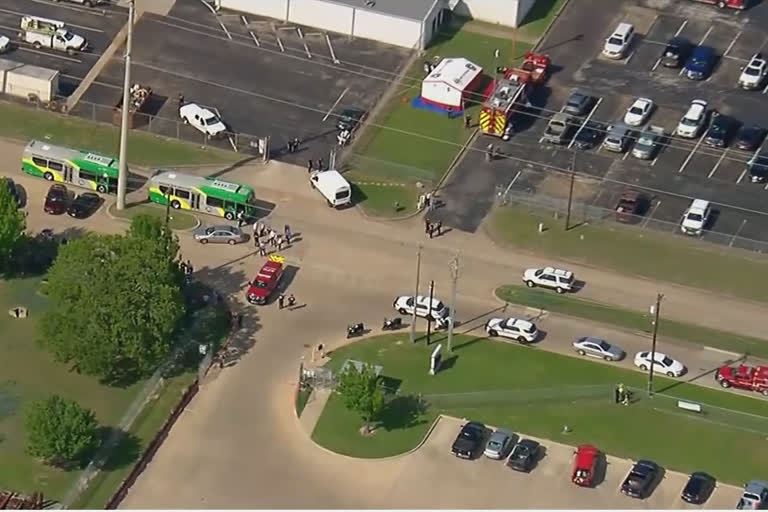 1 dead, 5 injured in wake of Texas shooting; suspected shooter arrested