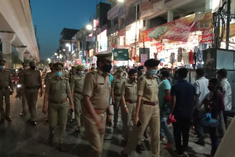 night curfew in noida  corona new cases in noida  corona pandemic in noida  corona cases in noida  कोरोना महामारी नोएडा  नोएडा में कोरोना महामारी  नोएडा में कोरोना के नए मामले  नोएडा में नाइट कर्फ्यू