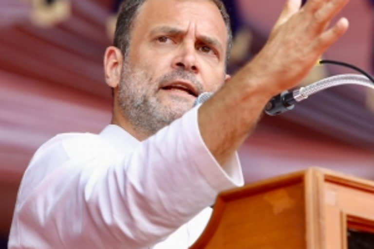 open vaccination for all  halt vaccine export  rahul gandhi writes to PM Modi  rahul gandhi letter to PM Modi  എല്ലാവര്‍ക്കും വാക്സിന്‍  മോദിക്ക് കത്തയച്ച് രാഹുല്‍  രാഹുല്‍ ഗാന്ധി  പ്രധാനമന്ത്രി നരേന്ദ്ര മോദി  കൊവിഡ് വാക്സിന്‍ വാര്‍ത്ത  വാക്സിന്‍ ക്ഷാമം വാര്‍ത്ത  കൊവിഡ് വാക്സിനേഷന്‍ വാര്‍ത്തകള്‍  കൊവാക്സിന്‍  covid vaccine news  covid vaccination news  rahul gandhi  pm modi