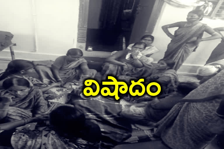 nagarkurnool accident news, Bike falls Six year old boy died