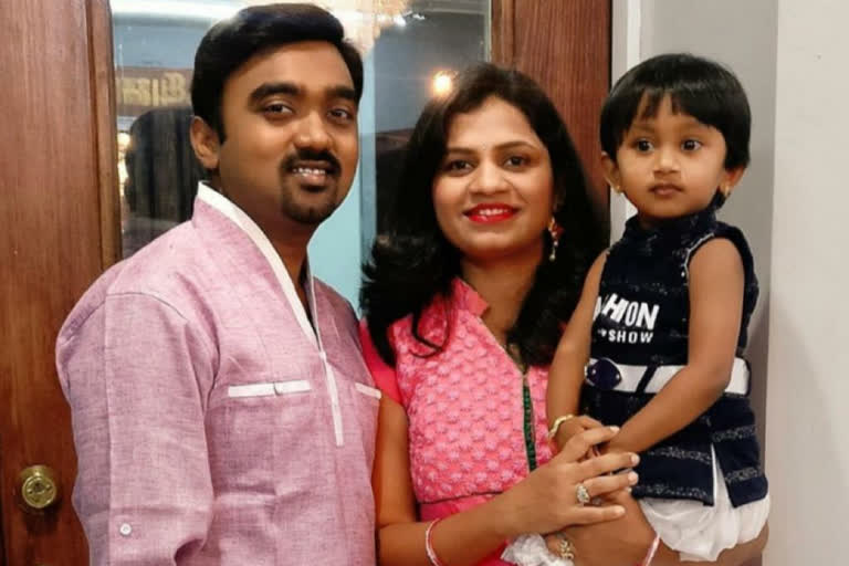 Indian couple found dead in US after 4-yr-old girl seen crying  US  New Jersey  യുഎസിൽ ഇന്ത്യന്‍ ദമ്പതികളെ മരിച്ച നിലയിൽ കണ്ടെത്തി  മുംബൈ  ന്യൂ ജഴ്‌സി  യുഎസ്