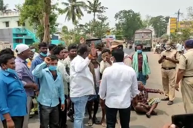 tdp leaders protest in antipeta