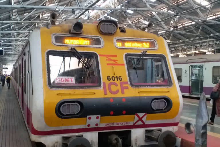 local train service of common people in Mumbai