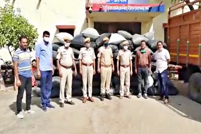 crime in pratapgarh  doda chura seized  doda chura seized in pratapgarh  10 quintals of doda chura seized  प्रतापगढ़ न्यूज  डोडा चूरा जप्त  अवैध डोडा चूरा