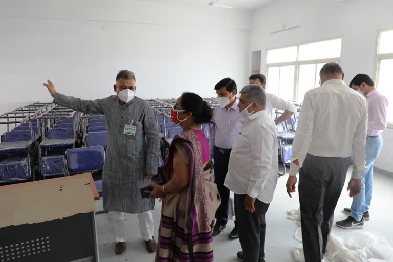 Minister of State Inder Singh Parmar inspected