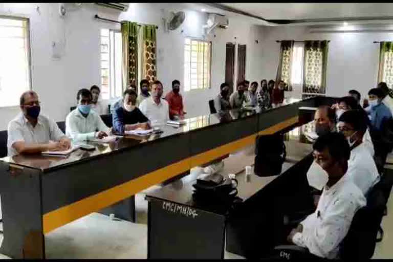 additional municipal commissioner held a meeting in bokaro