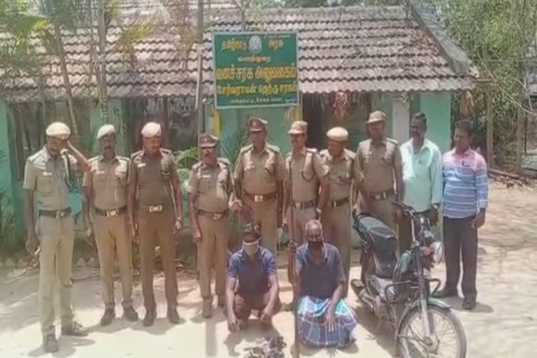 வனவிலங்குகளை வேட்டையாடிய இருவர் கைது, TWO PERSONS ARRESTED FOR HUNTING , SALEM, சேலம்