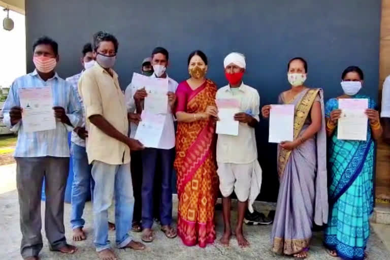 MP Maloth Kavitha distributing checks for Chief Minister's Aid funds