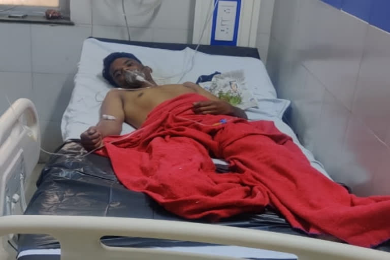 Injured Naxal hiding in village post Gadchiroli encounter held