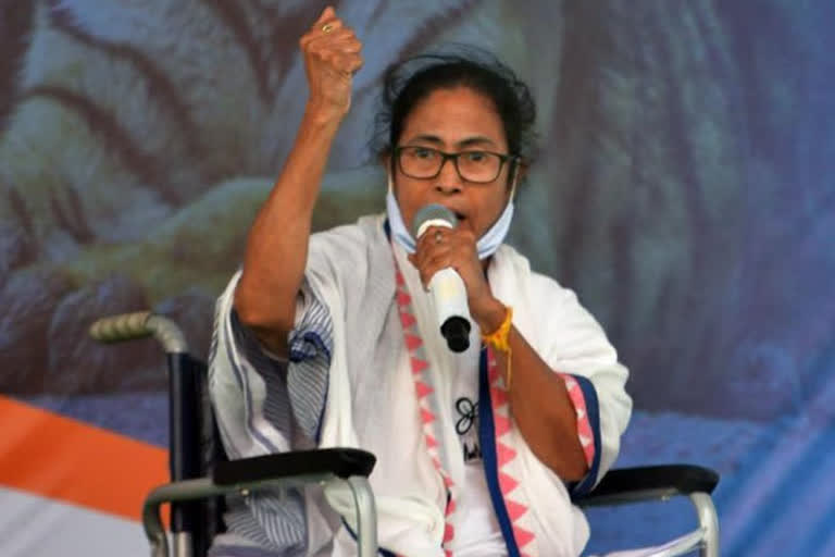 Election Commission imposes 24-hour campaign ban on Bengal CM Mamata Banerjee