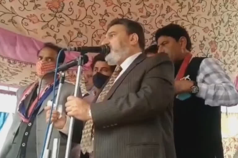 جموں و کشمیر اپنی  پارٹی کے صدر سید محمد الطاف بخاری