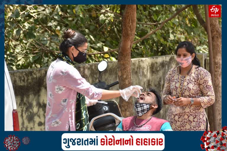 લુણાવાડામાં ધનવંતરી રથ દ્વારા 58 RTPCR અને 5 રેપિડ એન્ટીજન‌ ટેસ્ટ કરાયા