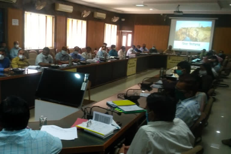 meeting of District Collector Tarachand in Chittorgarh