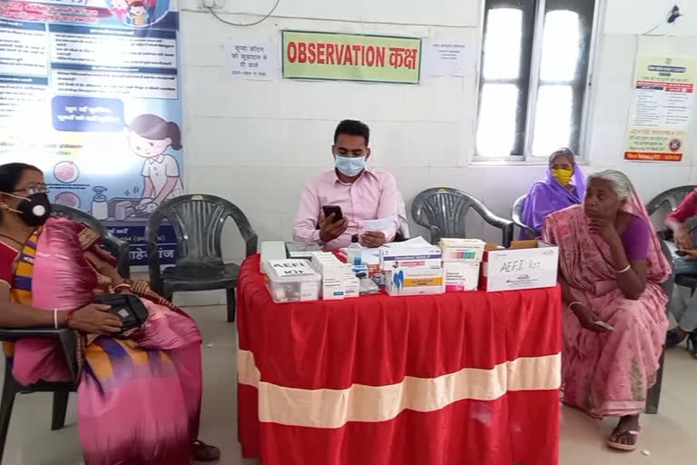 corona vaccination in sahibganj