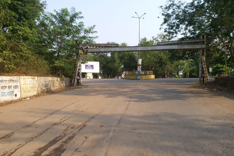 Durg roads deserted in lockdown due to corona