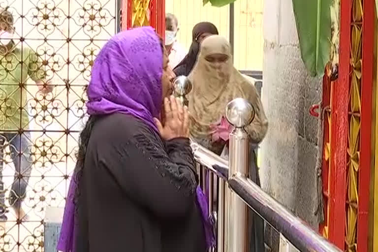 muslim devotees to devuni kadapa temple