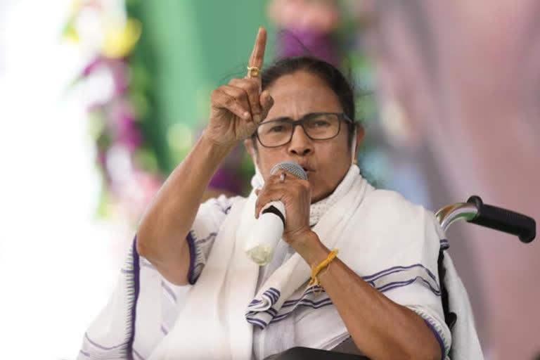 West Bengal CM Mamata sits on dharna to protest EC's decision