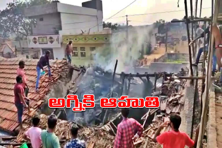 Ex-sarpanch burns house in fire