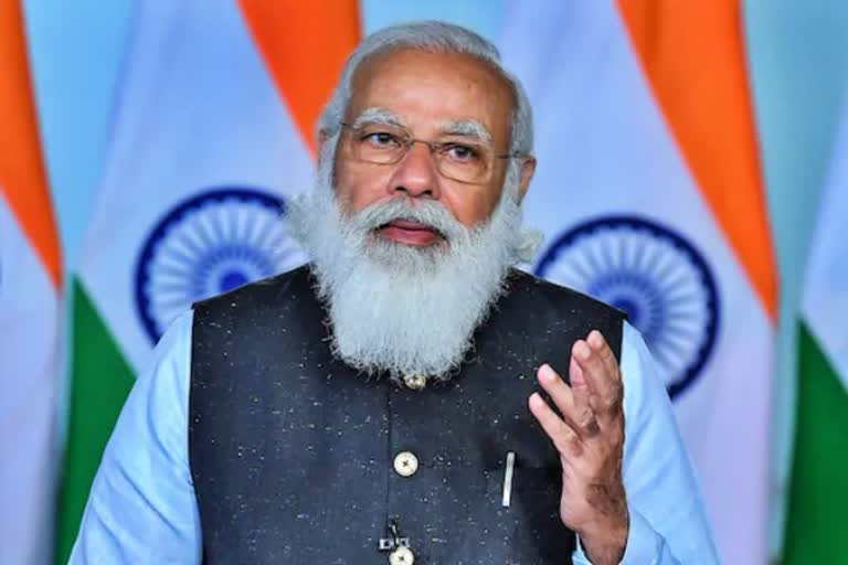 प्रधानमंत्री नरेंद्र मोदी