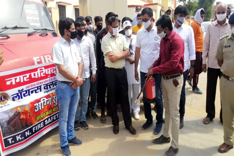 ग्रामीणों को दी जानकारियां, Fire safety awareness campaign, Information given to villagers