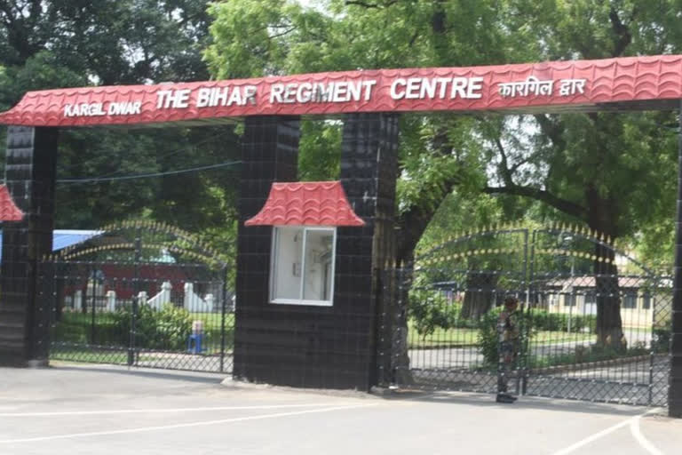 Ban on entry without mask in Bihar Regiment Center in Patna