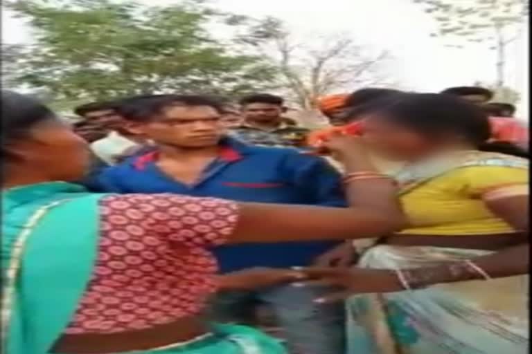 panchayat-pulled-out-couple-from-the-village-in-chatra