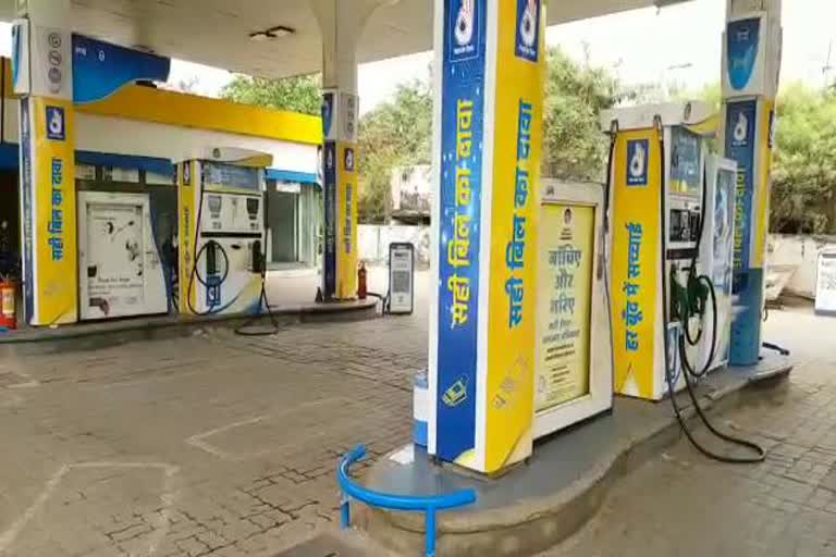 Heavy downfall in petrol and diesel sales