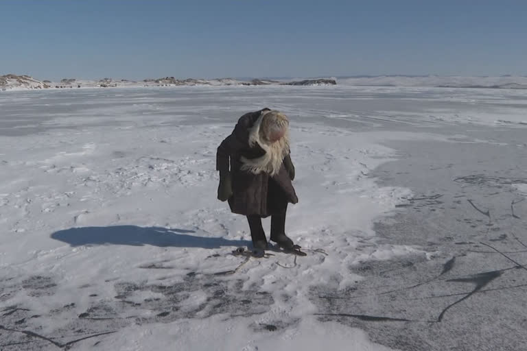 ice skating pensioner becomes russian celebrity