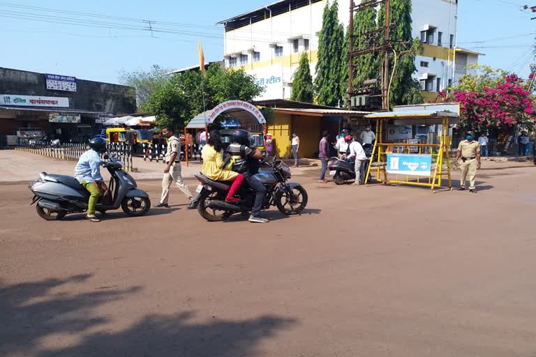 Strict implementation curfew Ratnagiri